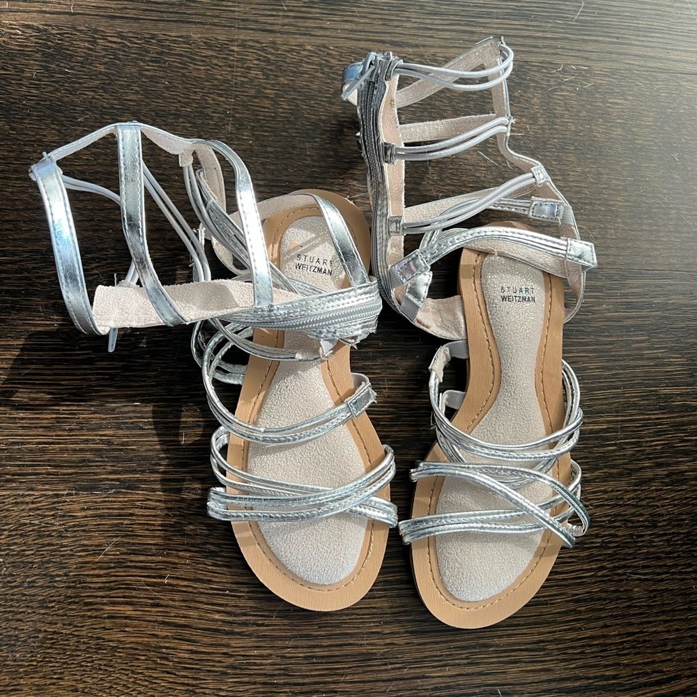 NWOT girls size 3 designer sandals
